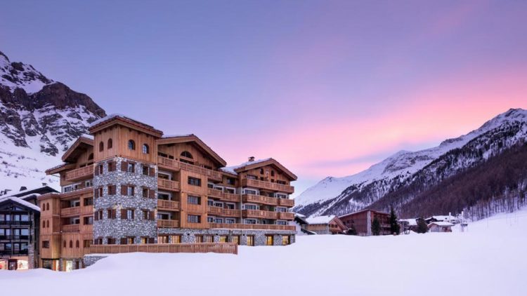 Hotel Mademoiselle à Val d'Isère, une rénovation avec la maison Rouveure Marquez