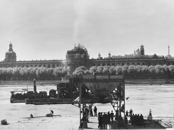 Dôme de l'Hôtel-Dieu incendié en 1944