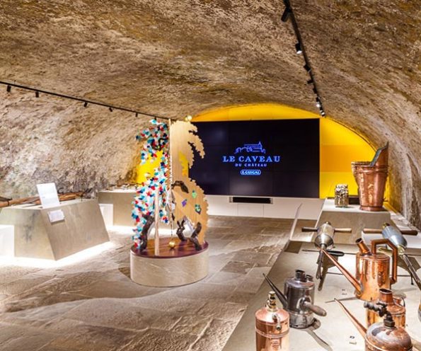 Salle des outils de la vigne du Musée du Caveau par Rouveure Marquez