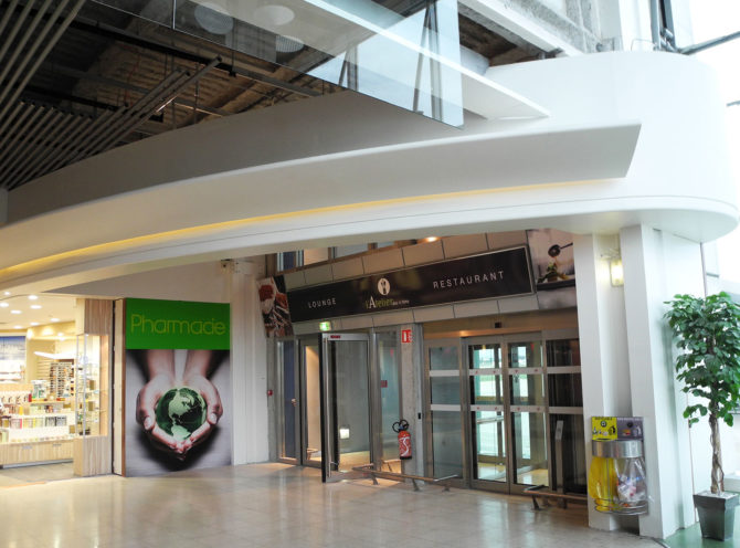 Mono acoustic ceiling in Saint-Exupéry International Airport