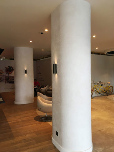 Columns made of fibrous plaster at the Golden Tulip hotel in Aix les Bains