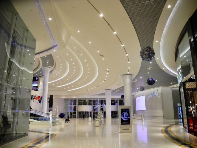 Project know-how fibrous plaster and ceilings - Shopping center