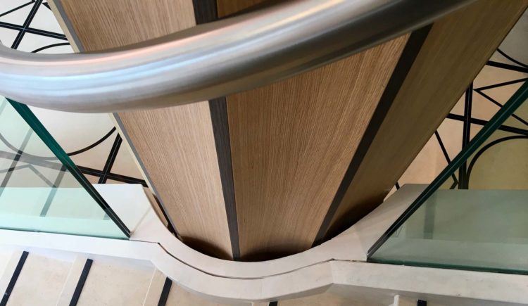 Columns imitation wood for a renovation of a luxury hotel Villa Maïa in Lyon
