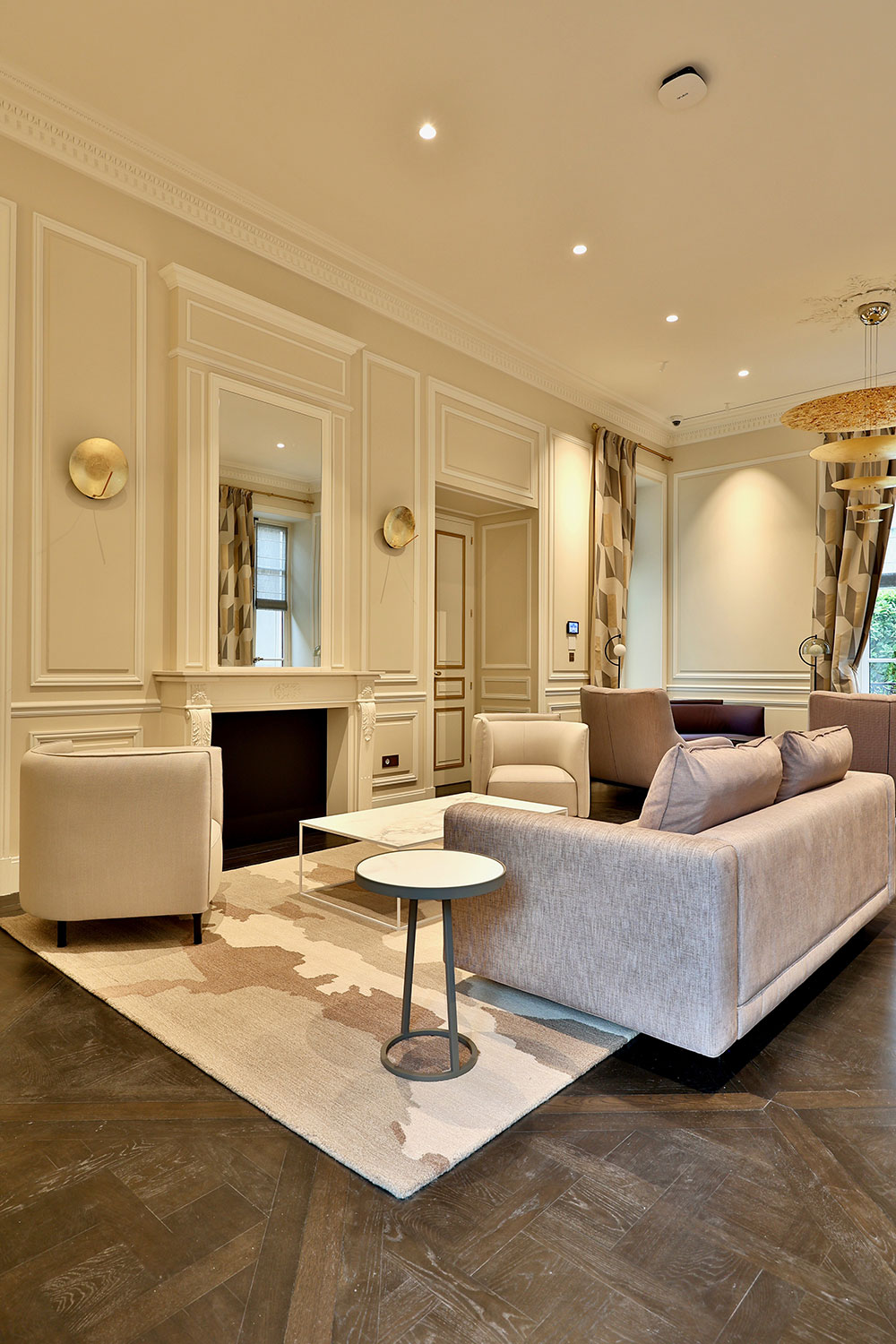 Rénovation intérieure en staff de l'Institut Lyfe au Chateau de la Roseraie