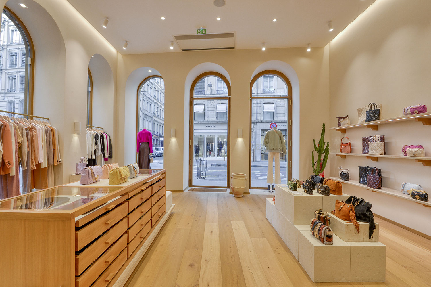 Boutique Vanessa Bruno 69 Rouveure Marquez